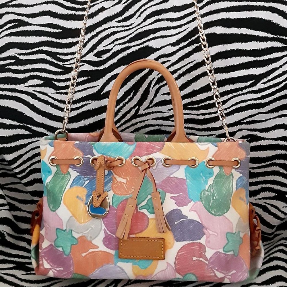 GORGEOUS DOONEY & BOURKE PASTEL JUMBLE DUCK TOTE